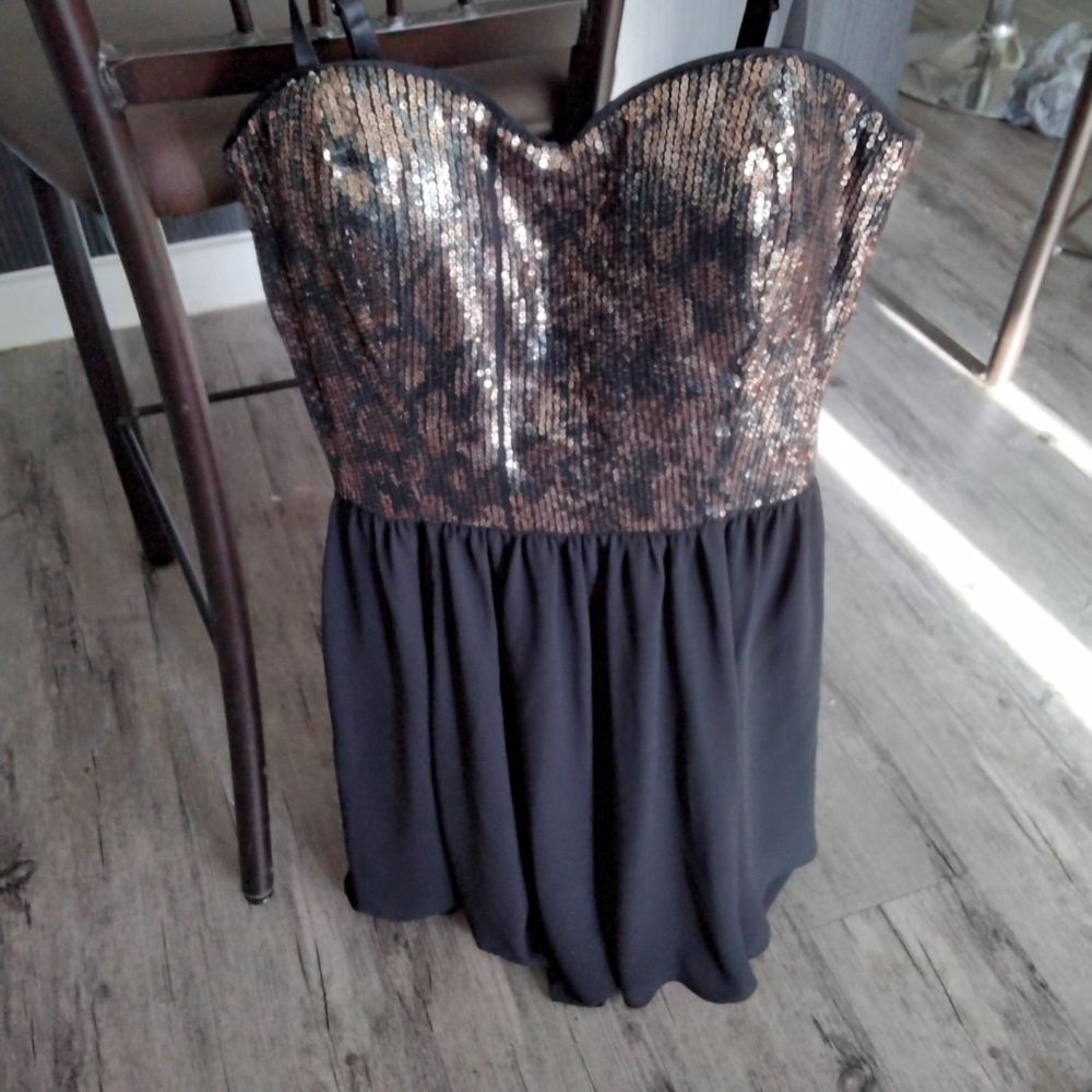 NWOT Gold sequin and black mini flair dress sexy!!